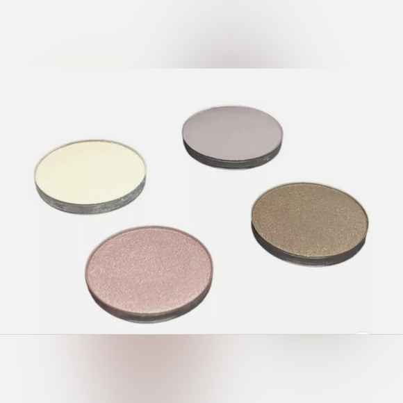 Ittsè Palette Magnetic Build Your Own Eyeshadow Palette - Picture 8 of 10